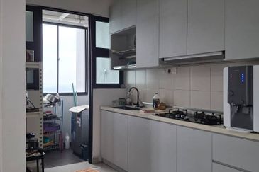 Dedaun Hijau (Greenfield Regency)