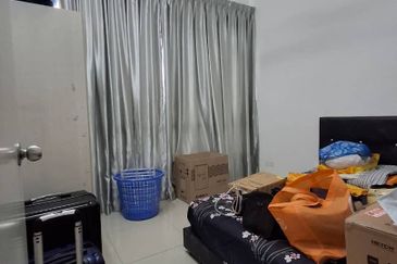 Dedaun Hijau (Greenfield Regency)