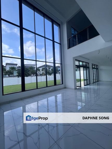 Setia tropika bungalow longevia near Dato onn, Johor, Johor Bahru