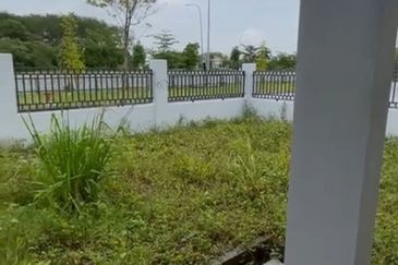 Hazel @ Meridin East