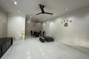 Setia Indah 9, Setia Alam