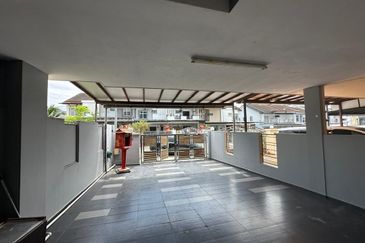 Setia Indah 9, Setia Alam