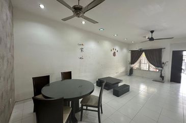 Setia Indah 9, Setia Alam