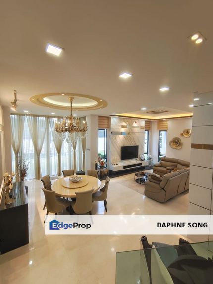 Adda heights grey stone near Dato onn seri austin, Johor, Johor Bahru
