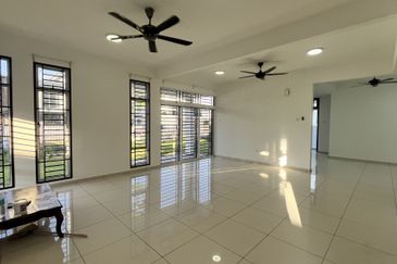 Rini home near mutiara rini tun aminah