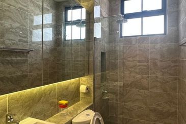 Eco botanic chateau near horizon hills iskandar