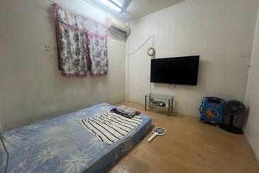 Flat Taman Ungku Tun Aminah