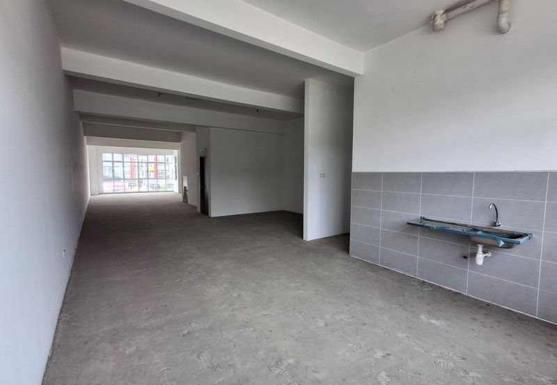 Empire Square Kulai shoplot near Sri putri 