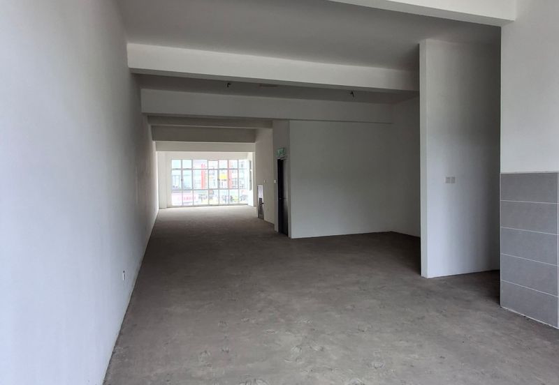 Empire Square Kulai shoplot near Sri putri 