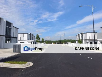 Eco business park 1 near kempas senai seelong, Johor, Johor Bahru