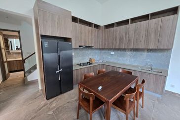 Golf & Resort Forest City, Fringe Villa