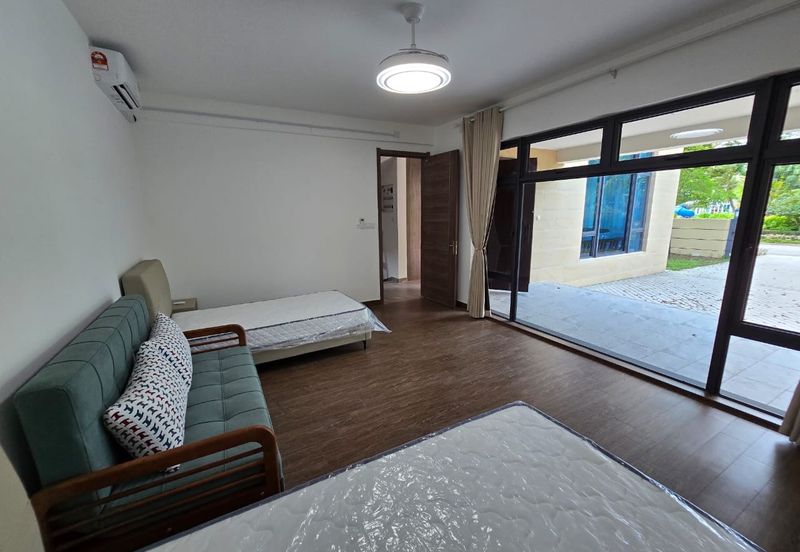 Golf & Resort Forest City, Fringe Villa