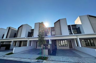 Sunway Citrine Lakehomes