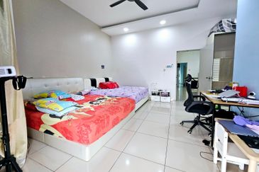 Austin Residence @Taman Mount Austin