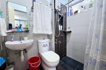 Austin Residence @Taman Mount Austin