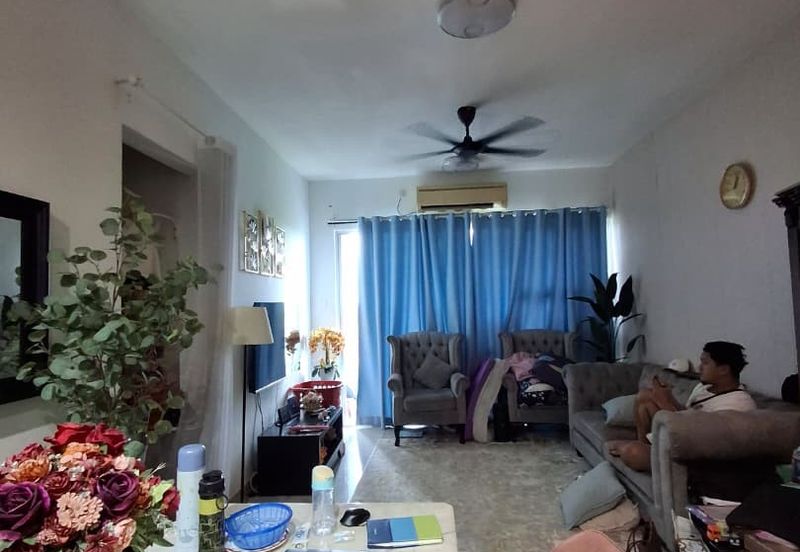 D Rich Executive Suites