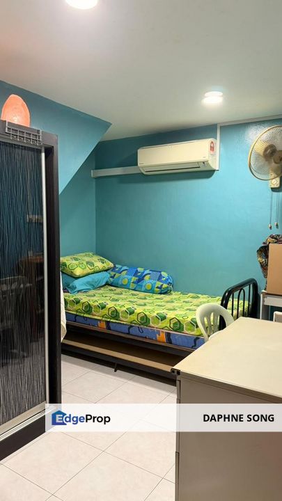 Taman Universiti Jalan Kebangsaan house for sale, Johor, Skudai