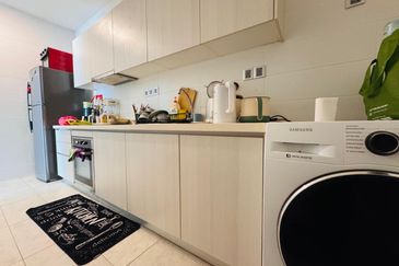 Paragon Suites @ CIQ