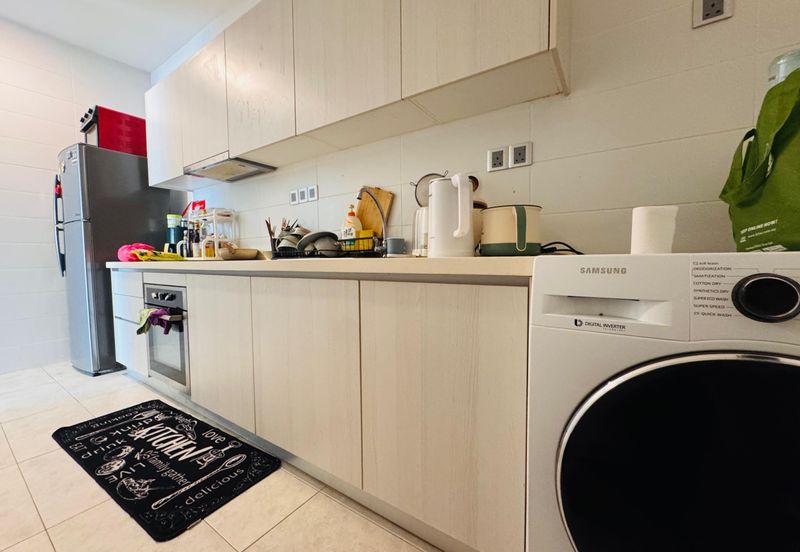 Paragon Suites @ CIQ