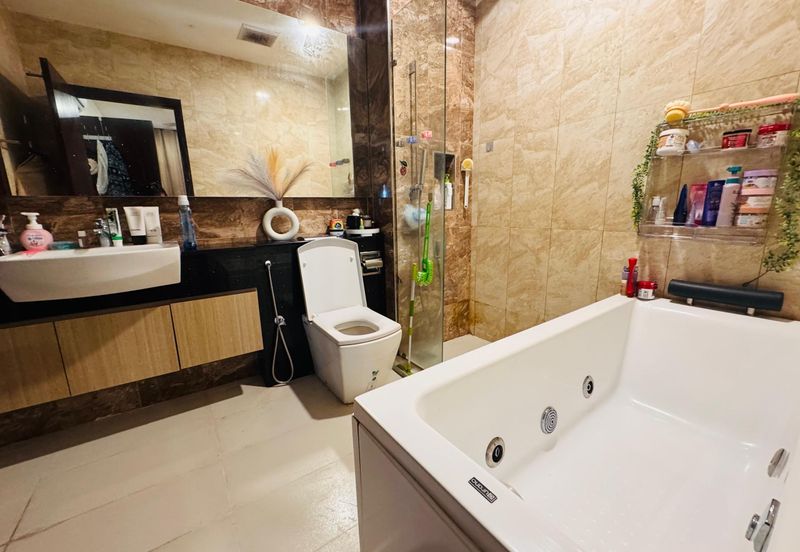 Paragon Suites @ CIQ