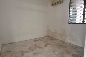Flat Taman Ungku Tun Aminah