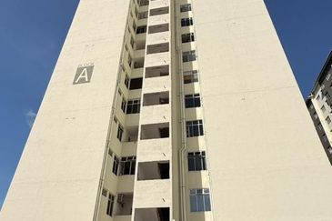 Pangsapuri Flora Damai