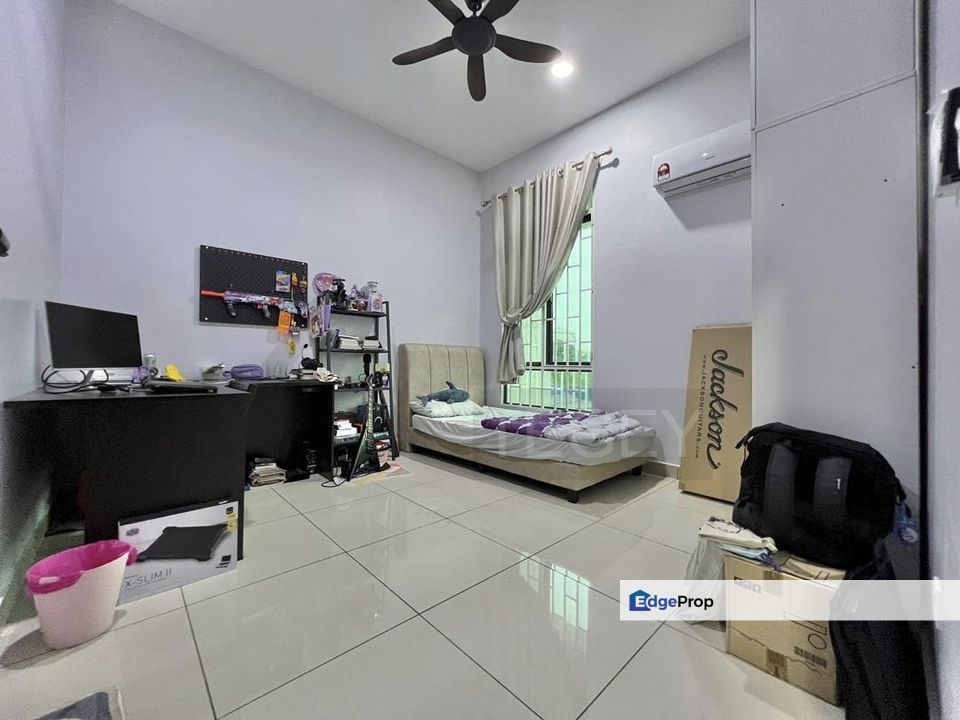 Tip Top Move In Renovated Condition 2-Storey Semi-D House for Sale Canary Garden Bestari Klang, Selangor, Klang