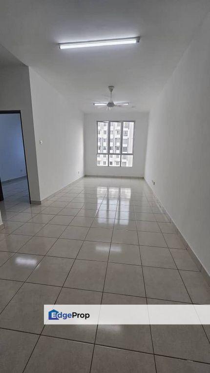 Move in Anytime Apartment for Rent at Trifolis Bandar Bukit Tinggi Klang, Selangor, Klang