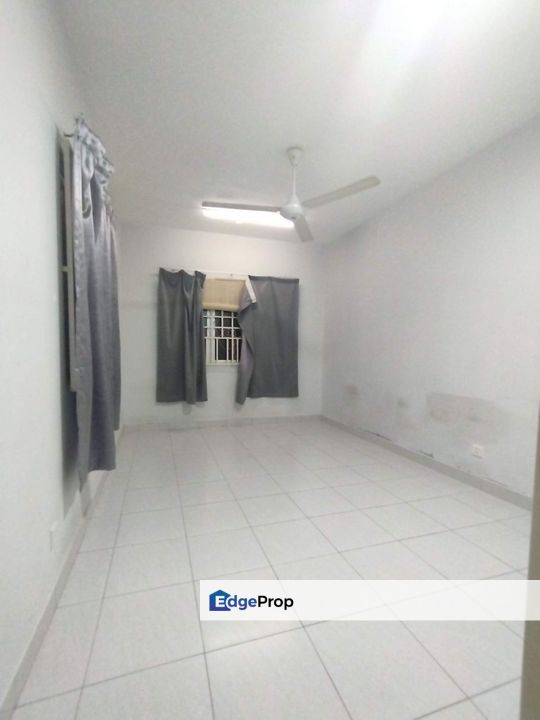 Move in Condition Seri Intan Apartment Available for Rent at Setia Alam, Selangor, Shah Alam