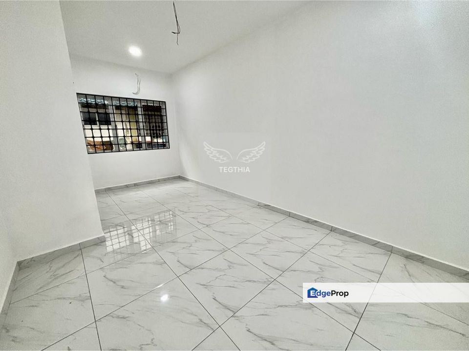 Tip Top Fully Renovated Double Storey for Sale at Bandar Sentosa Hamid Klang, Selangor, Klang