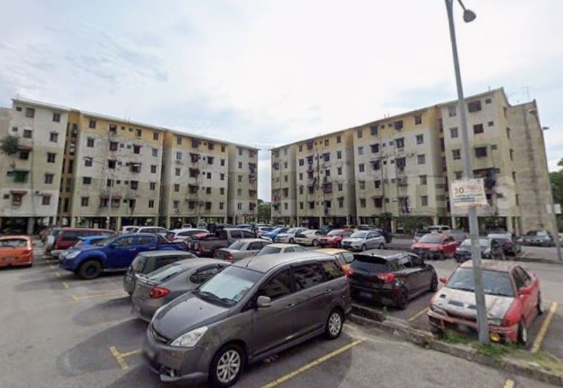 Flat Kelompok Camar (Port Klang)