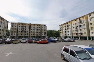 Flat Kelompok Camar (Port Klang)