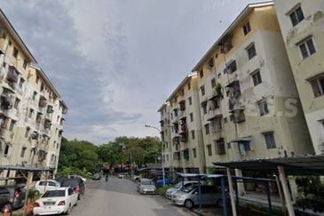 Flat Kelompok Camar (Port Klang)
