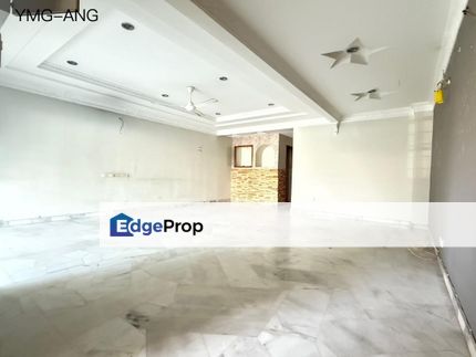 Move in Condition Double Storey for Rent at Jalan Mohd Tahir Sg Jati, Taman Saujana, Klang, Selangor, Klang