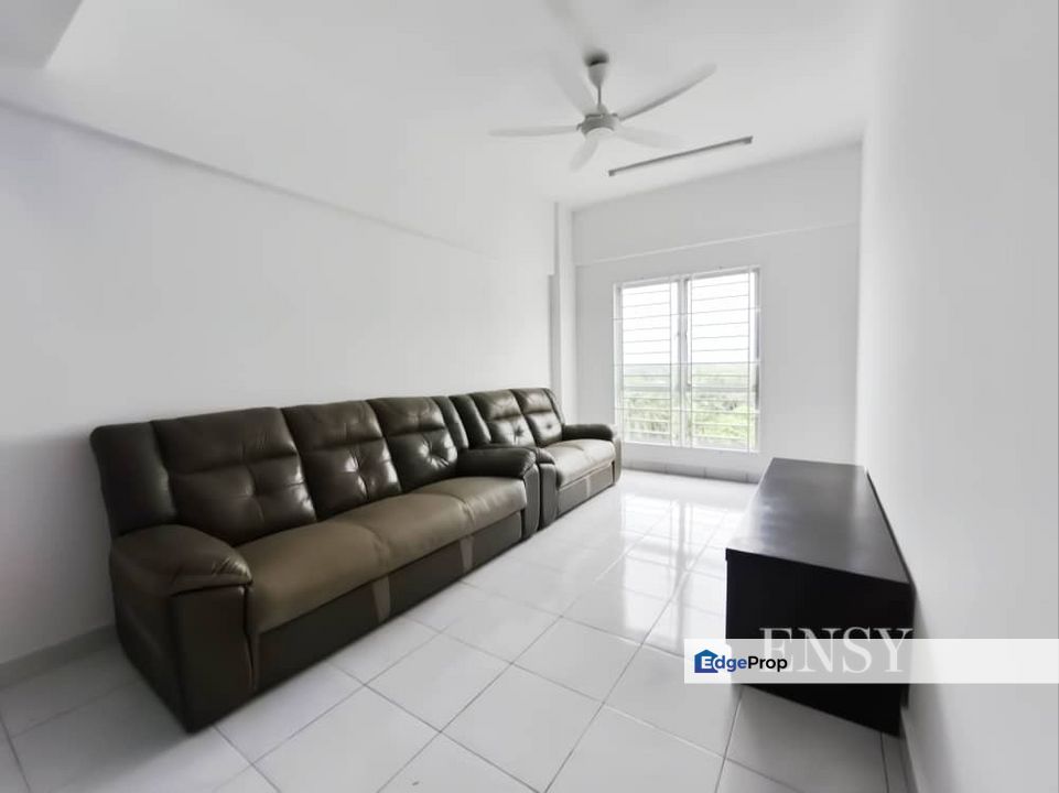 Brand New Trifolia Apartment Taman Saga Klang for Rent with Partial furnished, Selangor, Klang