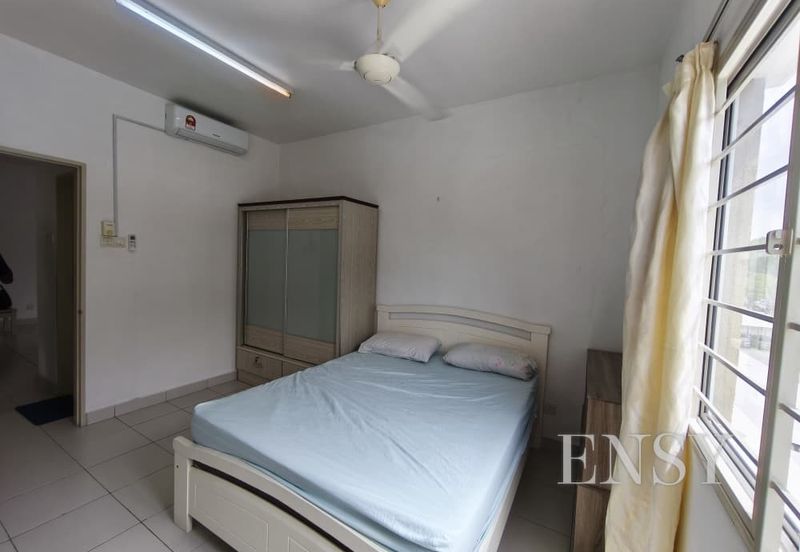 Pangsapuri Akasia, Bandar Botanic