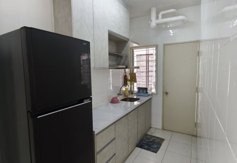 Pangsapuri Akasia, Bandar Botanic