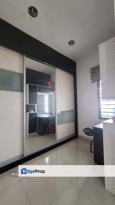 Worth Buy Fully Renovated Double Storey Bungalow for Sales at Aman Perdana, Klang, Selangor, Klang