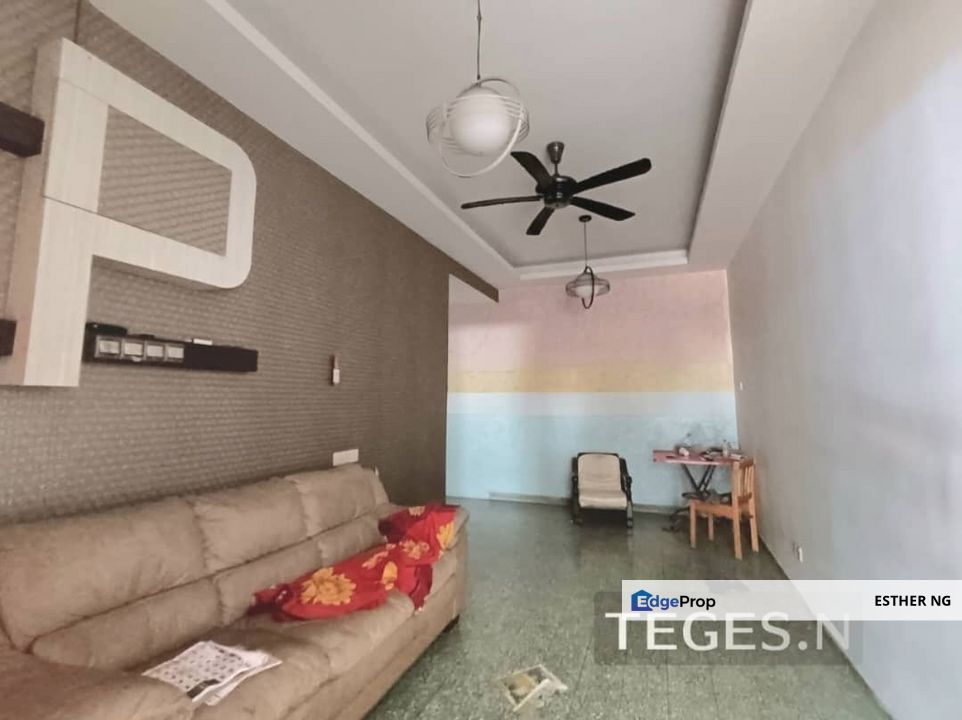 Limited Batu Belah, Klang Behind Petronas Single Storey Facing Open for Sale, Selangor, Klang