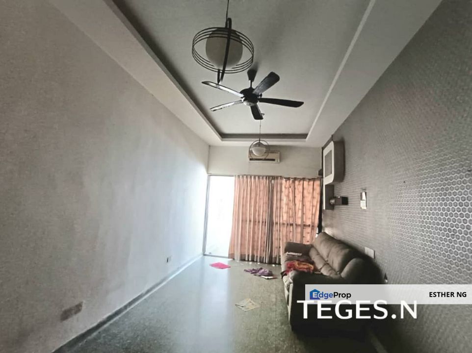 Limited Batu Belah, Klang Behind Petronas Single Storey Facing Open for Sale, Selangor, Klang