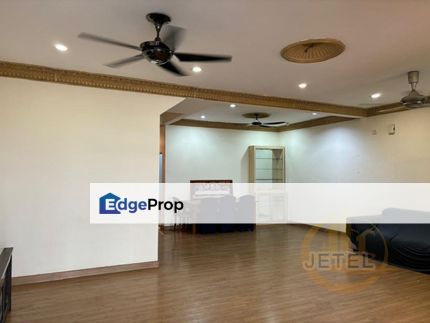 Full Renovated Superlink Bukit Tinggi 2 Butterfly Park 24x89sqft Klang, Selangor, Klang