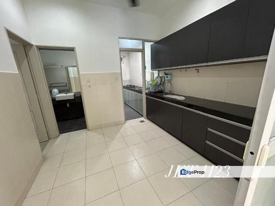 Fully Extended & Newly Refurbished Double Storey [Ellis] For Sale Bandar Bukit Raja. Klang , Selangor, Klang