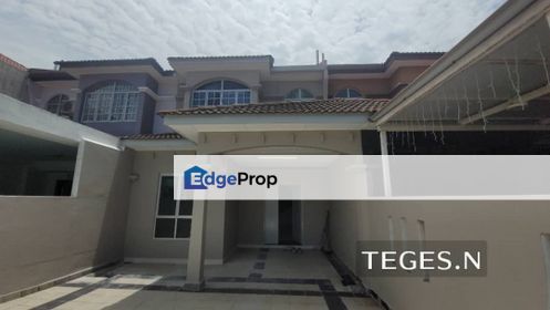 Newly Refurbished & Extended Double Storey Terrace Face More Parking For Sale , Selangor, Klang