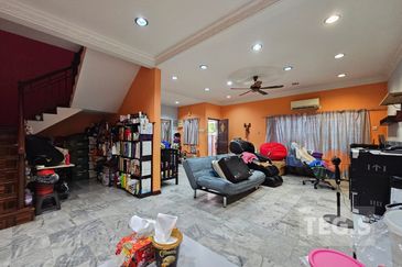 Jalan Anggerik Eria 31/109