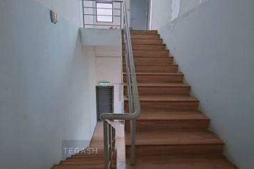 Gateway 16, Bandar Bukit Raja