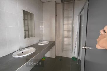 Gateway 16, Bandar Bukit Raja