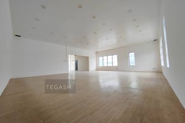 Gateway 16, Bandar Bukit Raja