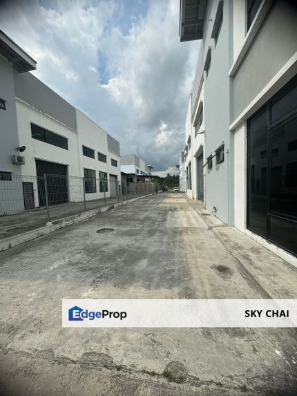 1.5 Storey Semi-D at Setia Business Park 1 (SBP), Gelang Patah, Pekan Nanas, Nusajaya, Johor, Gelang Patah