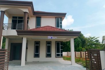 CORNER LOT 🔥 MEWAH 🔥 TANAH LUAS 🔥 Rumah Banglo Dua Tingkat @ Taman Seri Murni,Jitra