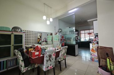 Lolite @ Seri Austin